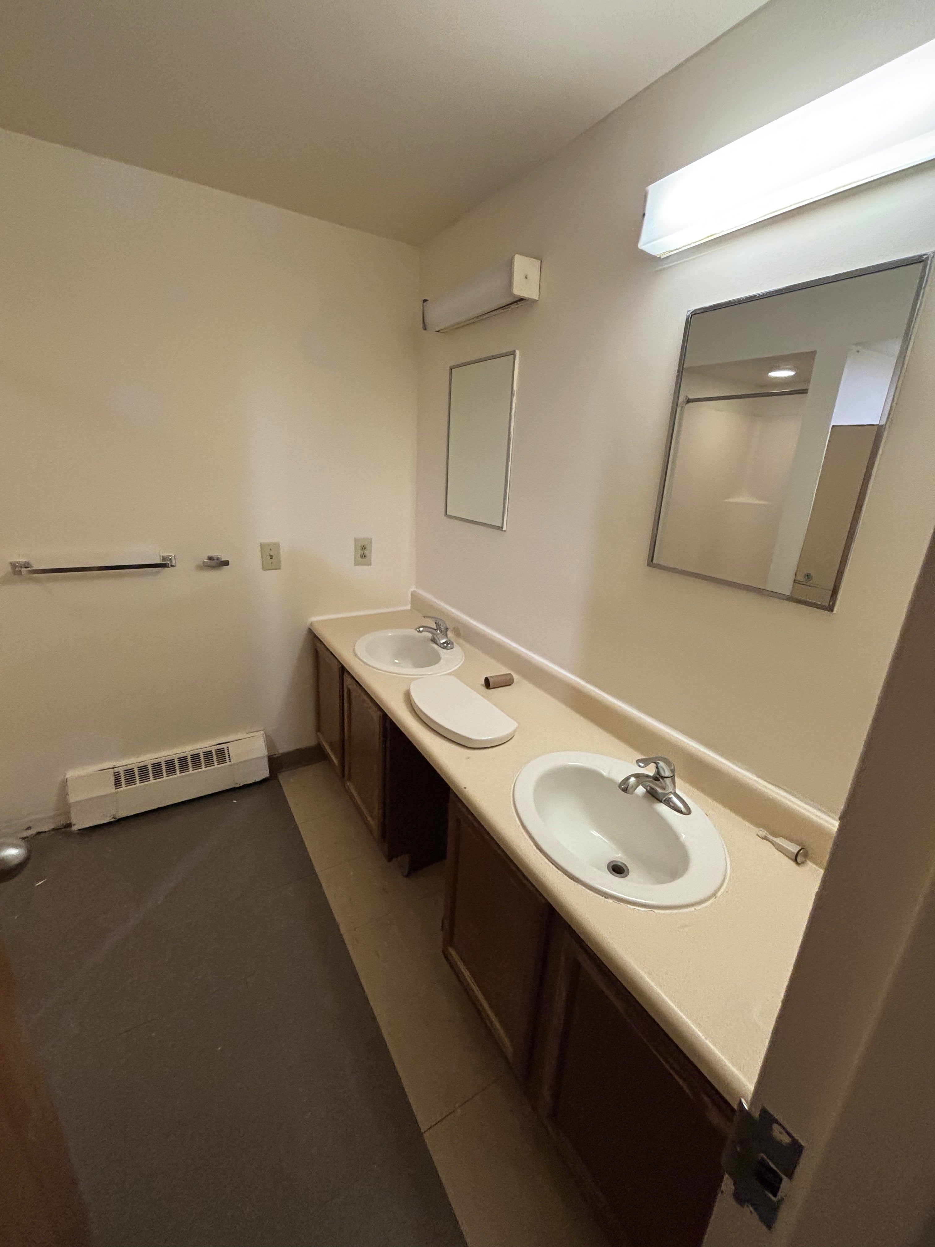 Townhouse Bathroom