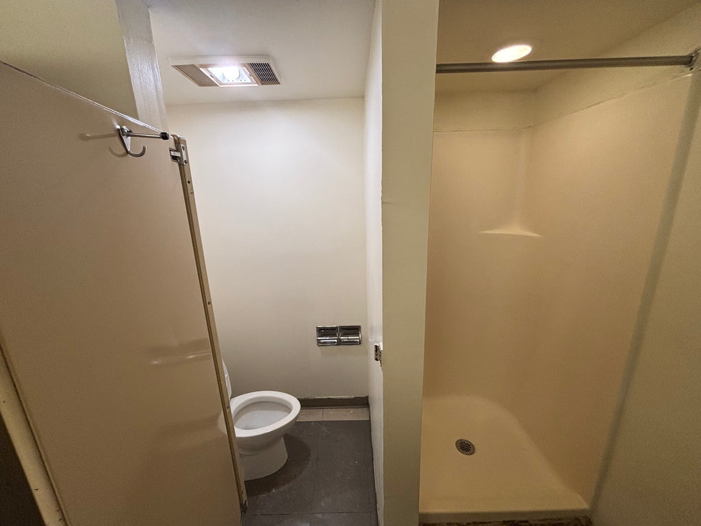 Townhouse Residence Hall Room & Bathroom