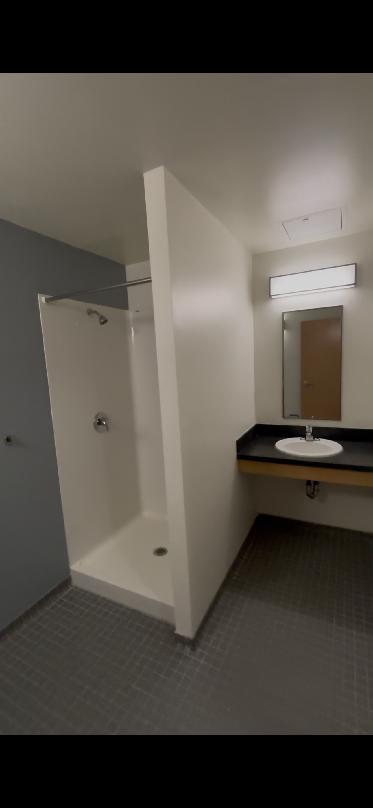 Elm Bathroom